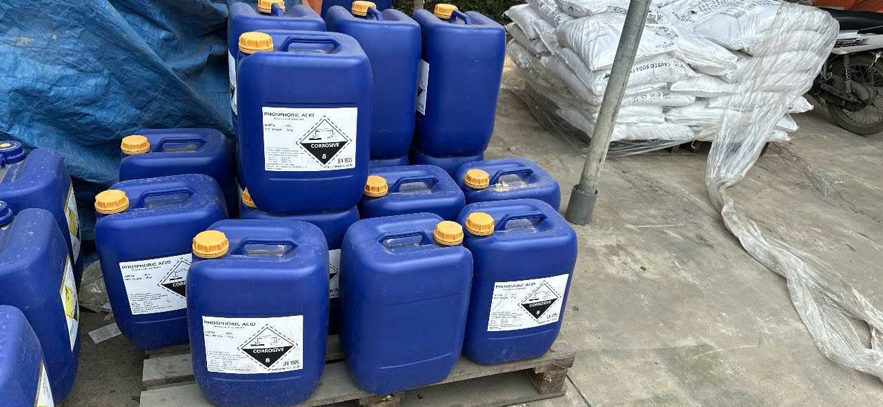 Công Ty TNHH XNHK Hóa Chất Phú Tài
