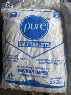 Sodium Chloride NaCl 99% Muối viên Natri Clorua Ấn Độ dùng trong xử lý nước và sản xuất công nghiệp.